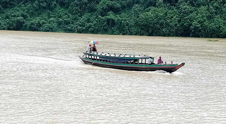 বৃহস্পতিবার মধ্যরাত থেকে কাপ্তাই হ্রদে মাছ ধরতে পারবেন জেলেরা